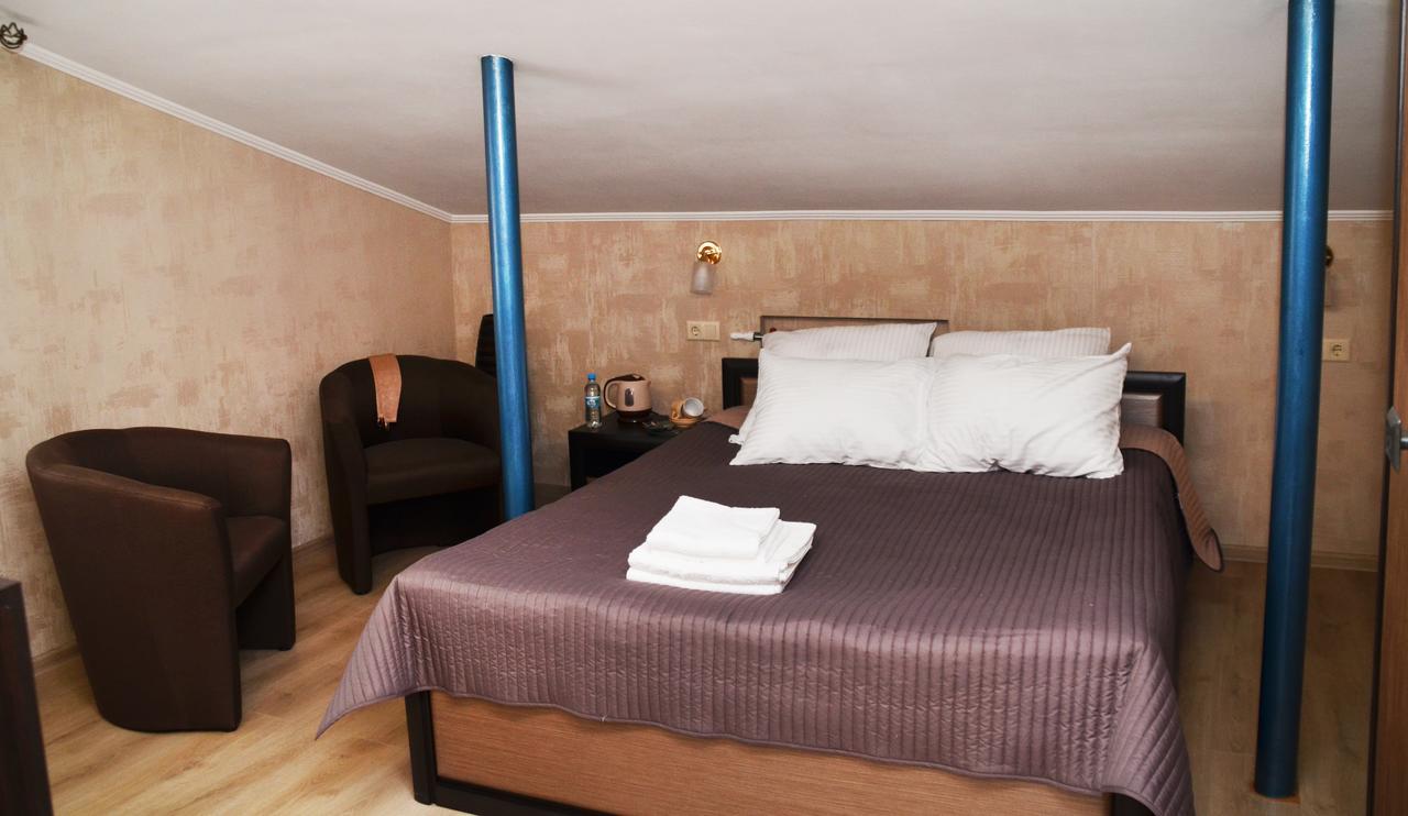 Centralnyi Hotel 폴타바 외부 사진