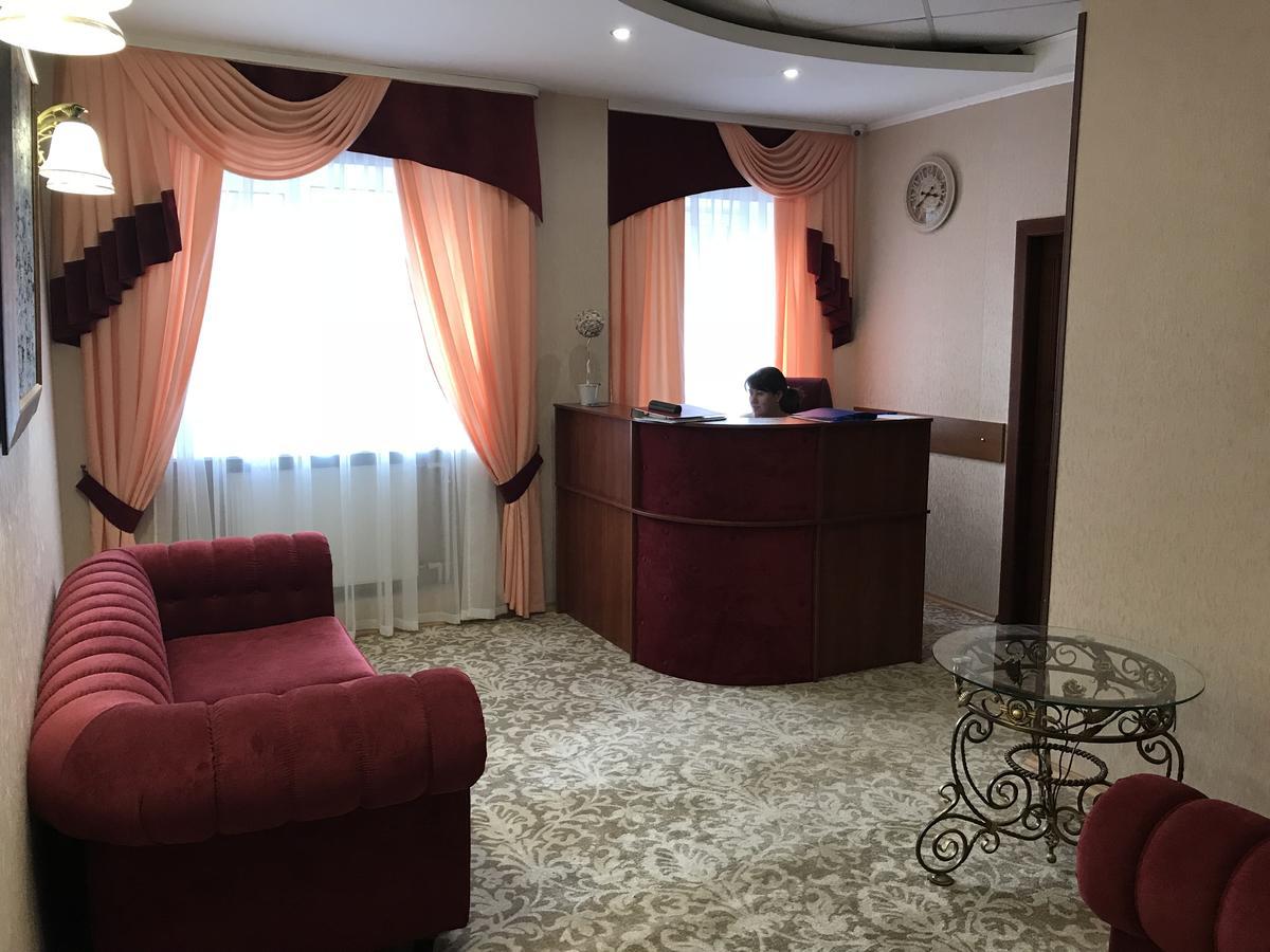 Centralnyi Hotel 폴타바 외부 사진