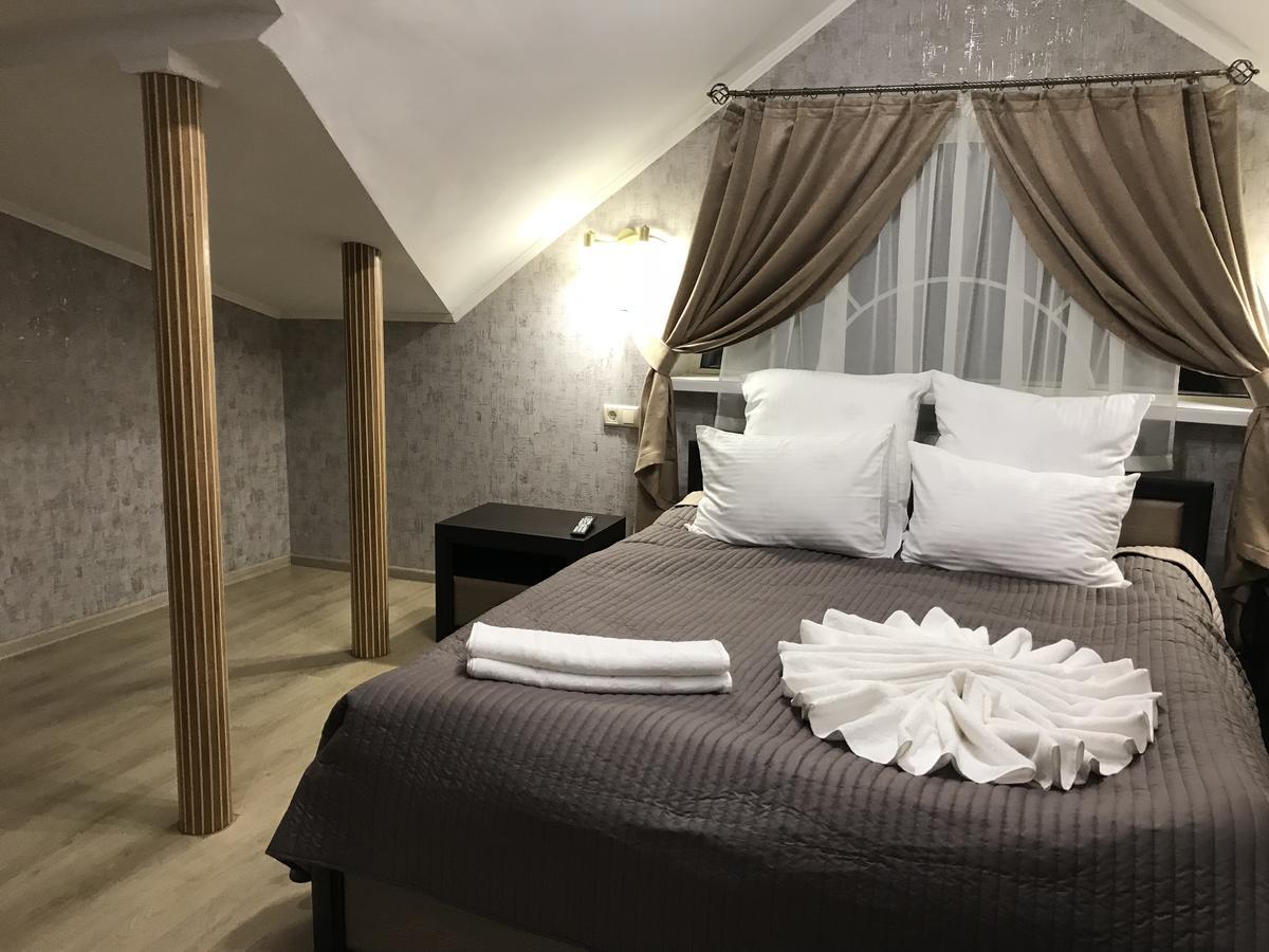 Centralnyi Hotel 폴타바 외부 사진