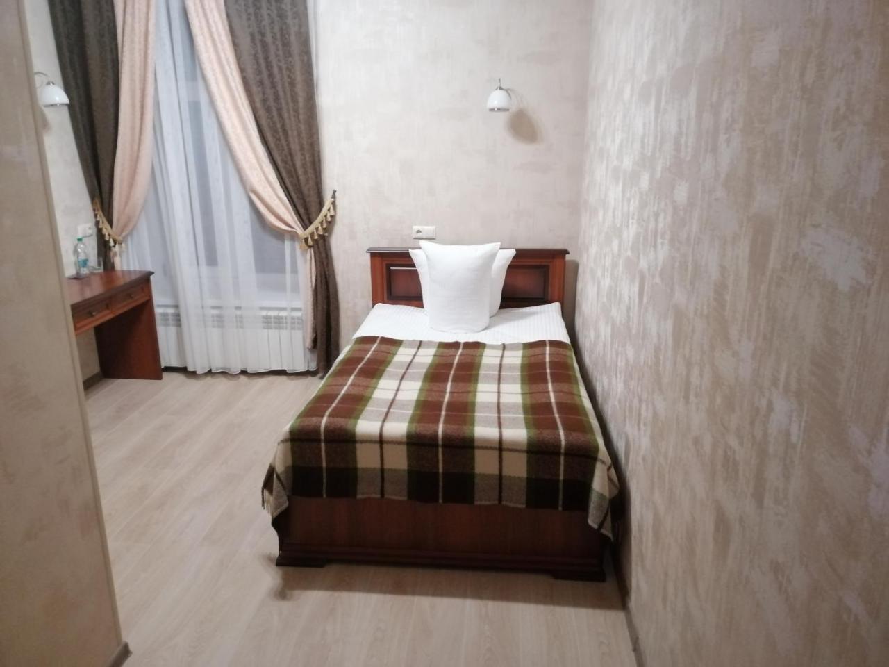 Centralnyi Hotel 폴타바 외부 사진